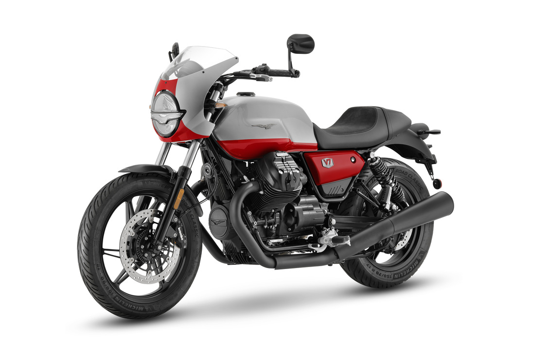 F&T Fahrzeug-Technik GmbH - Ihr Motorradhändler und Fachwerkstatt in Freital, Dresden, Sachsen und deutschlandweit - Moto Guzzi V7 Stone Corsa - Ansicht vorn links