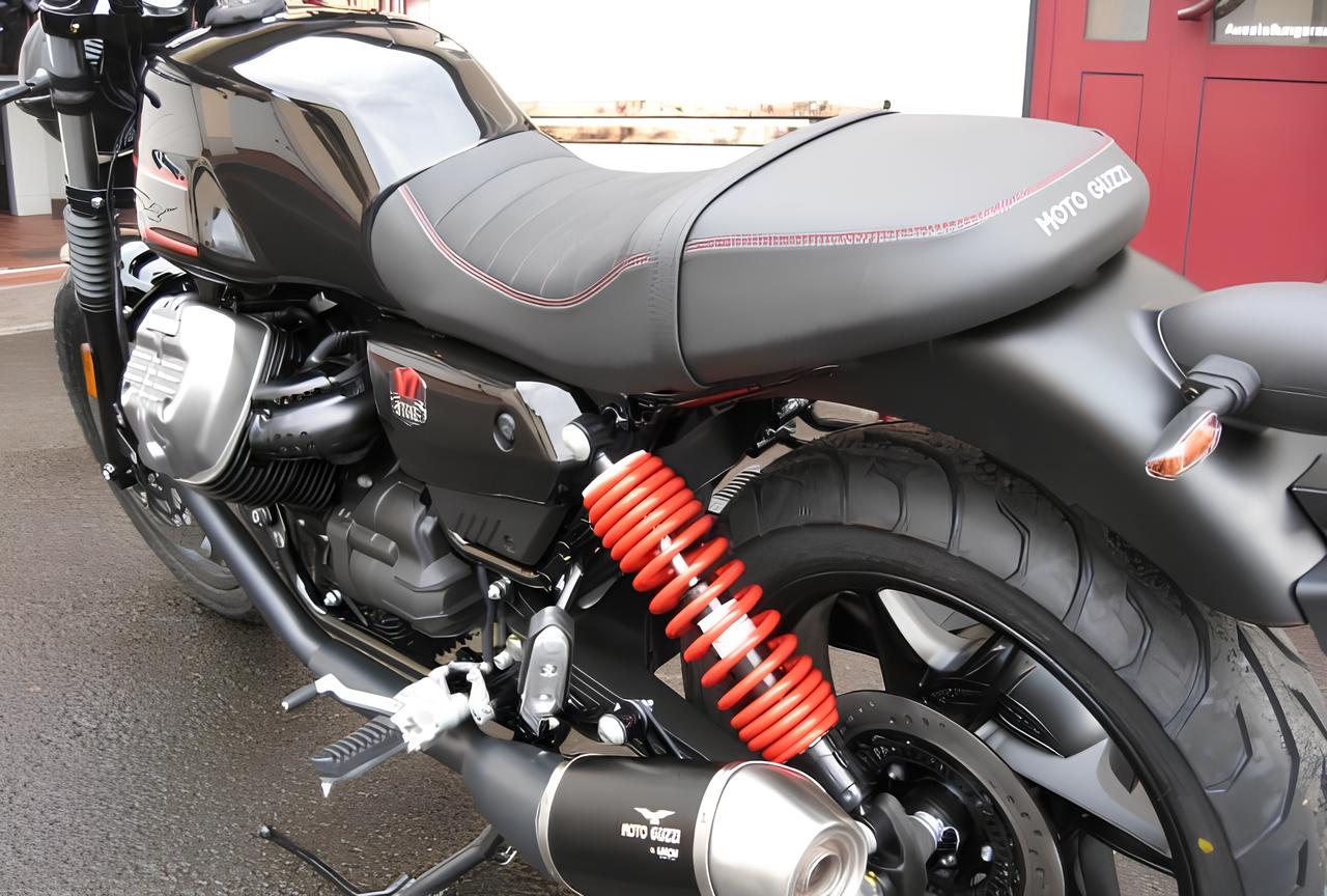 F&T Fahrzeug-Technik GmbH - Ihr Motorradhändler und Motorradwerkstatt in Freital, Dresden, Sachsen und deutschlandweit - V7 Stone IV Special Edition