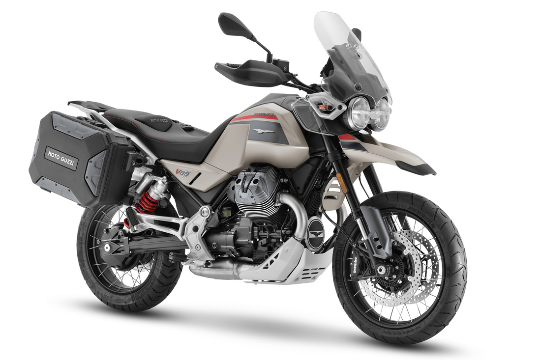 F&T Fahrzeug-Technik GmbH - Ihr Motorradhändler und Fachwerkstatt in Freital, Dresden, Sachsen und deutschlandweit - Moto Guzzi V85 TT Travel - Ansicht vorn rechts